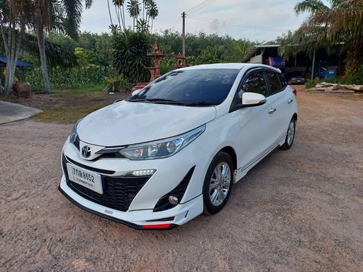 2018 TOYOTA Yaris