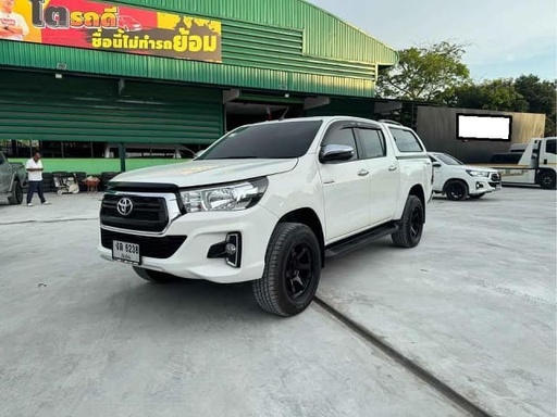2020 TOYOTA Hilux