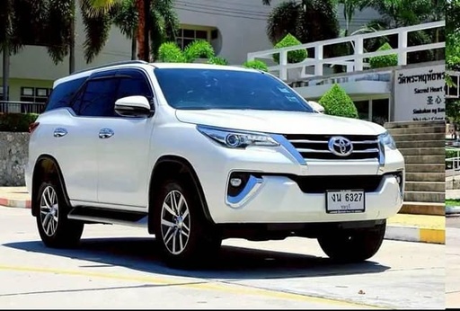 2018 TOYOTA Fortuner