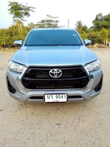 2021 TOYOTA Hilux