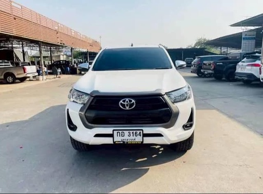 2021 TOYOTA Hilux