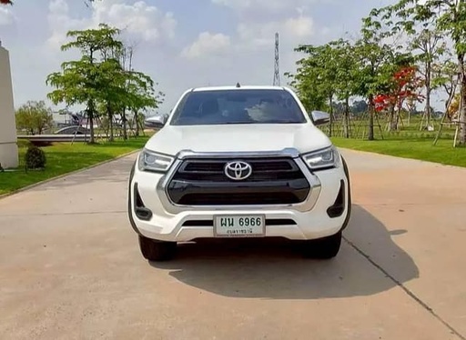 2021 TOYOTA Hilux