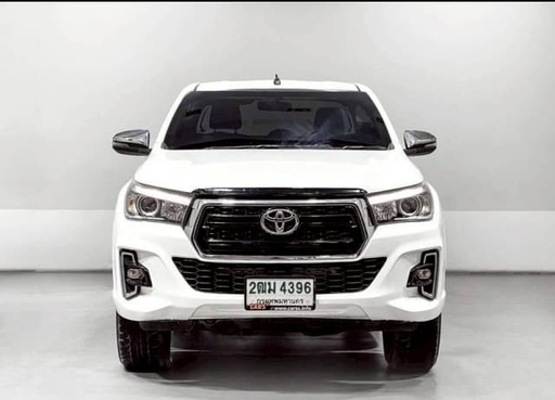 2019 TOYOTA Hilux