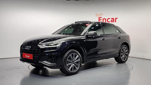 2021 AUDI Q8