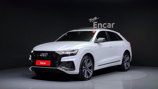 2023 AUDI Q8