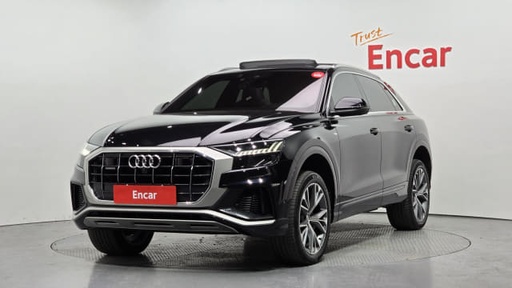 2020 AUDI Q8