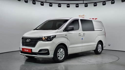 2021 HYUNDAI Grand Starex