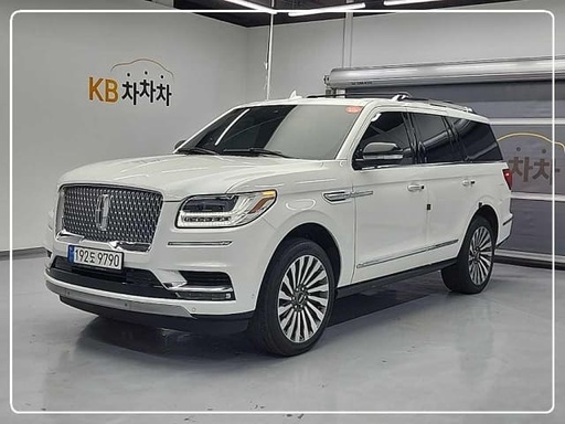 2022 Lincoln Navigator
