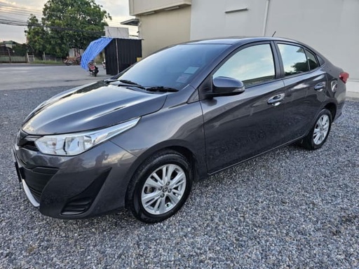 2018 TOYOTA Yaris