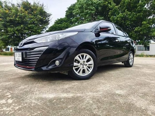 2017 TOYOTA Hilux