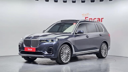 2021 BMW X7