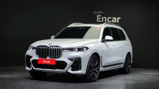 2021 BMW X7, 