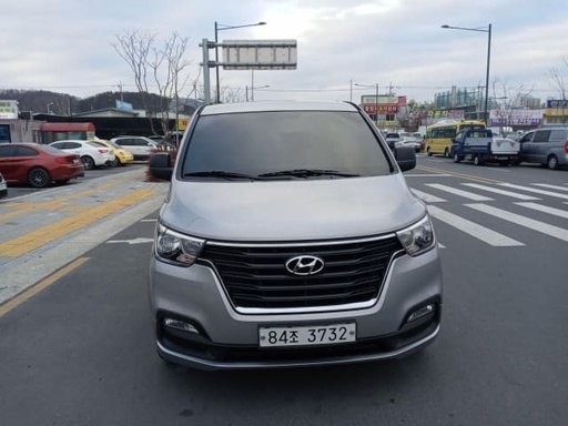 2021 HYUNDAI Grand Starex