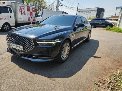 2020 Genesis G90