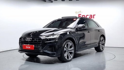 2023 AUDI Q8