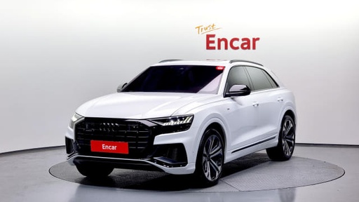 2023 AUDI Q8