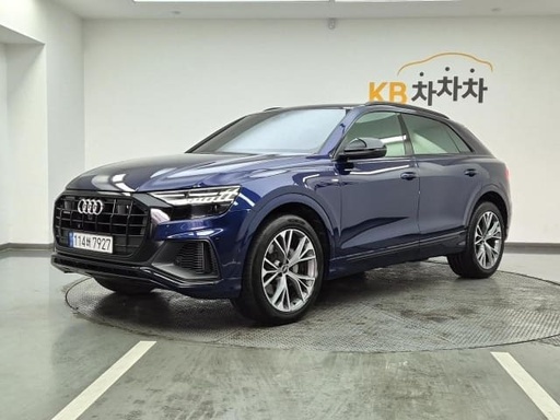 2022 AUDI Q8