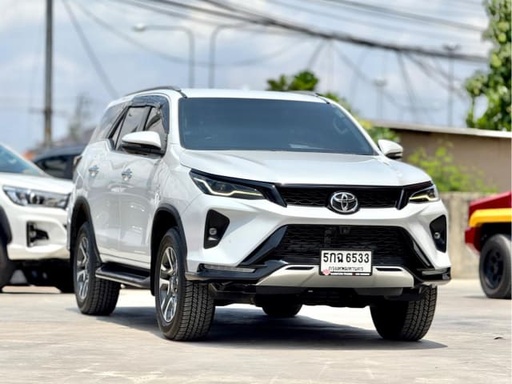 2022 TOYOTA Fortuner