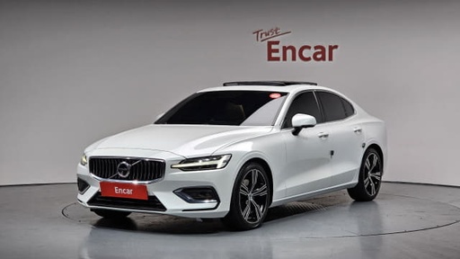 2020 VOLVO S60