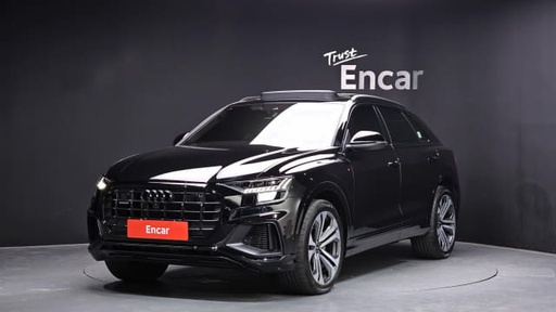 2023 AUDI Q8
