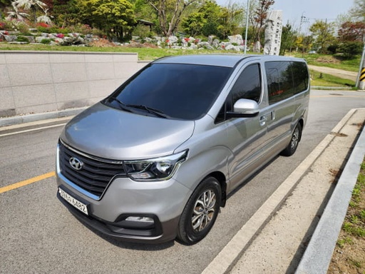 2020 HYUNDAI Grand Starex