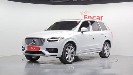2017 VOLVO XC90
