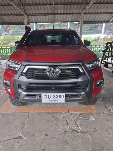 2021 TOYOTA Hilux