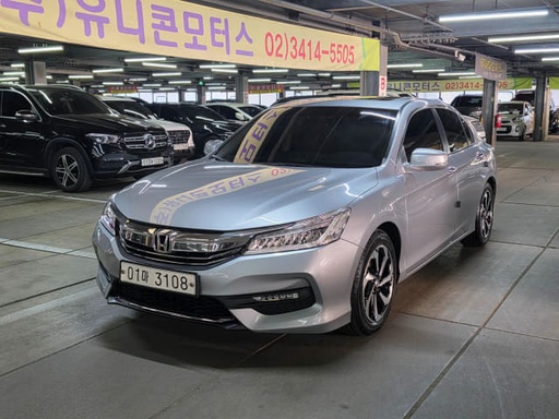 2017 HONDA Accord