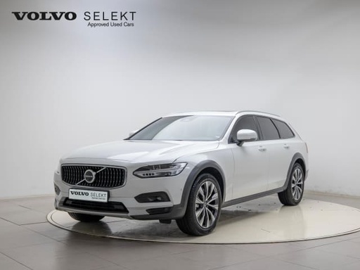 2024 VOLVO V90