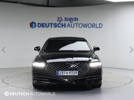 2021 Genesis G90