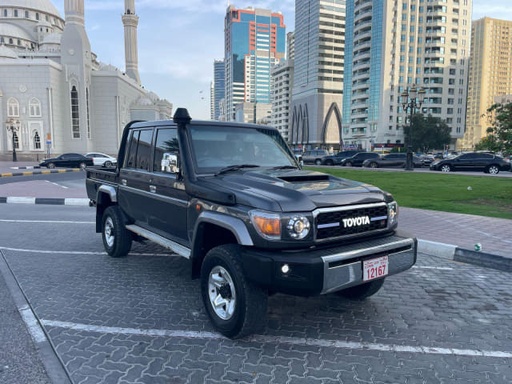 2020 TOYOTA Land Cruiser