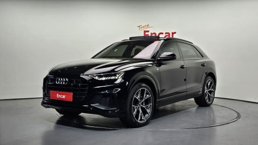 2023 AUDI Q8