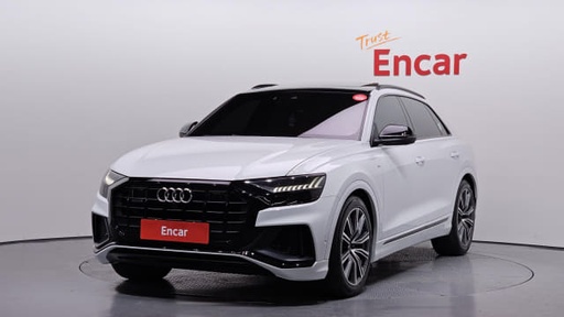2021 AUDI Q8