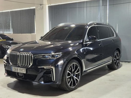 2022 BMW X7