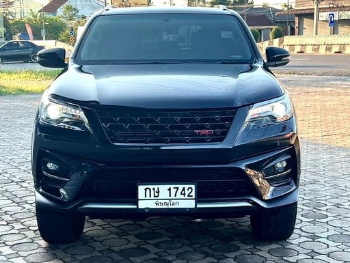 2019 TOYOTA Fortuner, 
