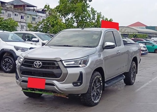 2021 TOYOTA Hilux, 