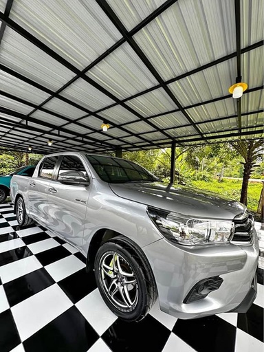 2018 TOYOTA Hilux