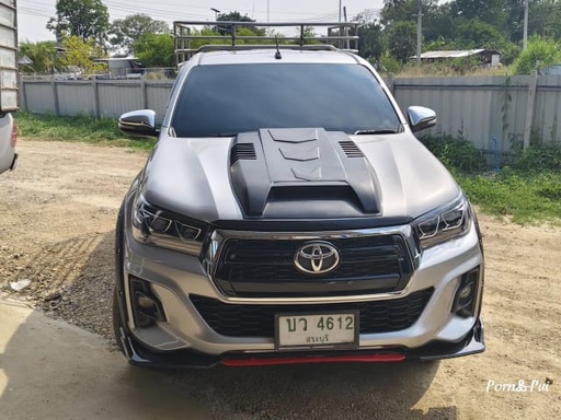 2018 TOYOTA Hilux