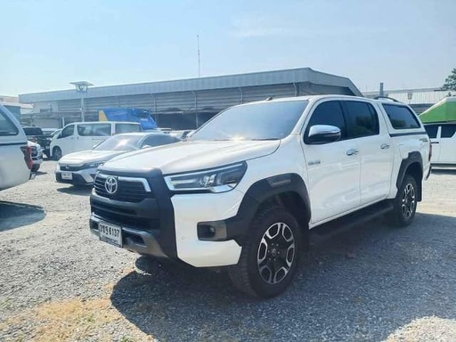 2022 TOYOTA Hilux