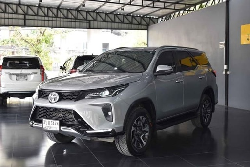 2022 TOYOTA Fortuner