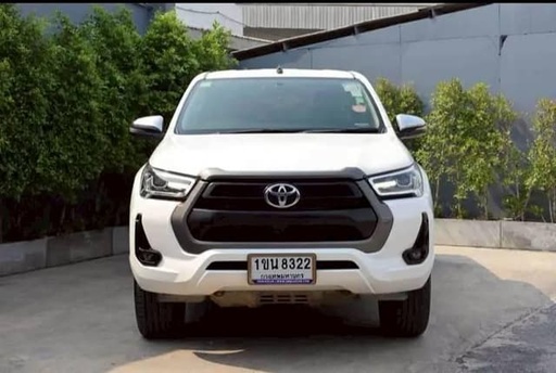 2020 TOYOTA Hilux, 