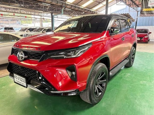 2023 TOYOTA Fortuner