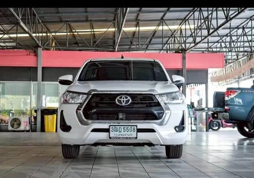 2021 TOYOTA Hilux