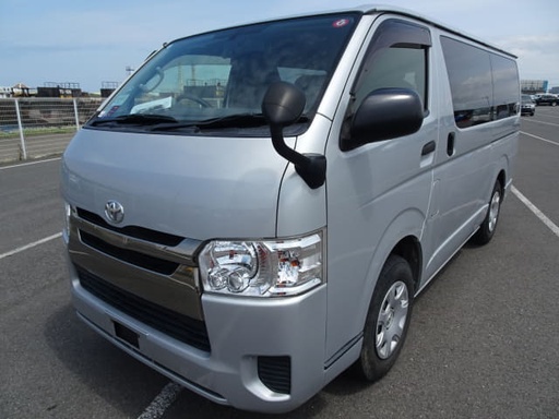 2016 TOYOTA Regiusace Van
