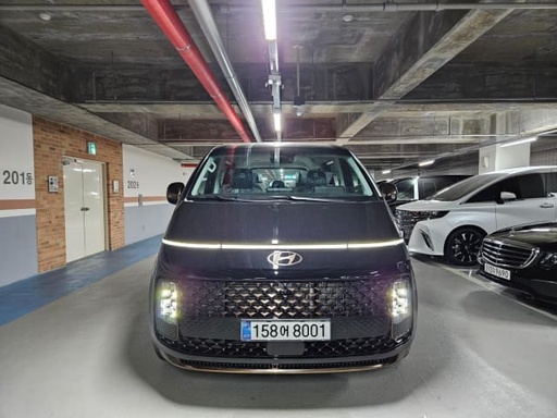 2025 HYUNDAI Staria