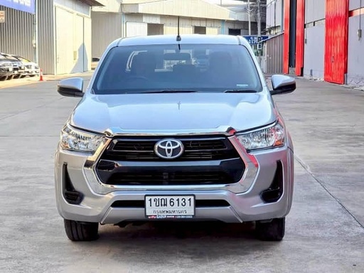 2020 TOYOTA Hilux, 