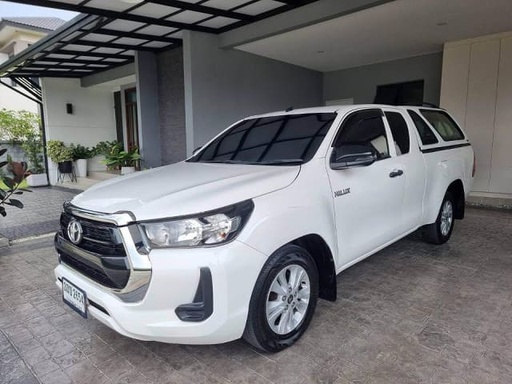 2021 TOYOTA Hilux