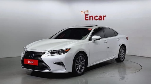 2018 LEXUS ES