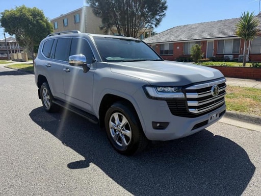 2023 TOYOTA Land Cruiser