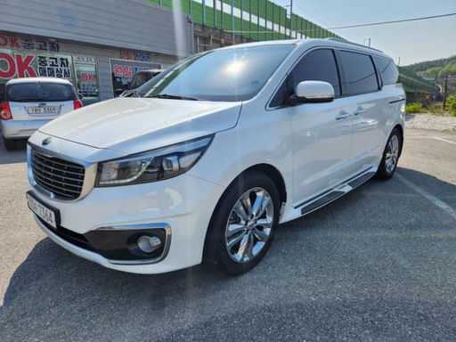 2017 KIA Carnival